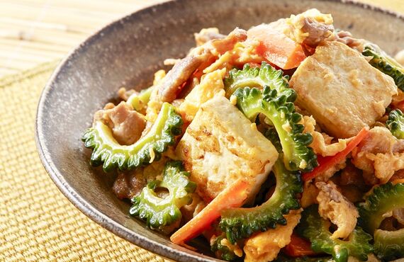 鶴見にある沖縄料理店は1時までの営業で深夜のご来店も歓迎しております